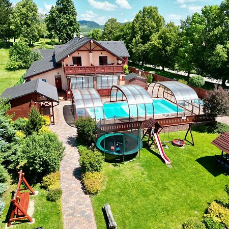 Penzion Motyl Liptovska Tepla Exterior foto