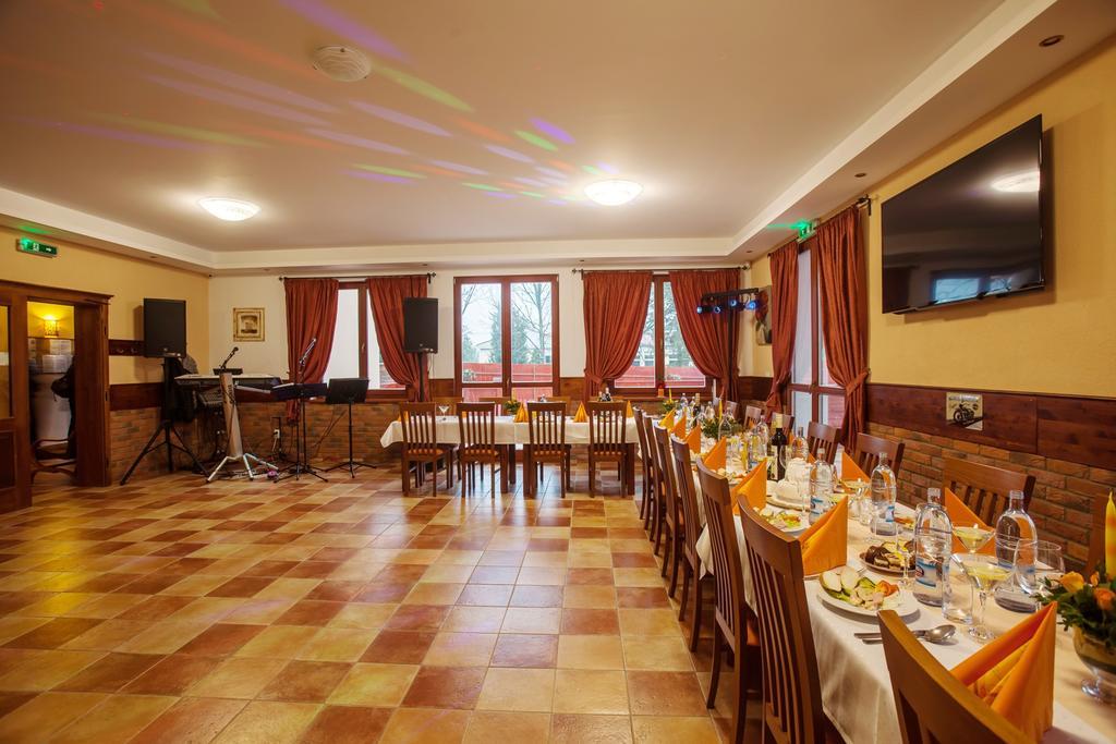 Penzion Motyl Liptovska Tepla Exterior foto