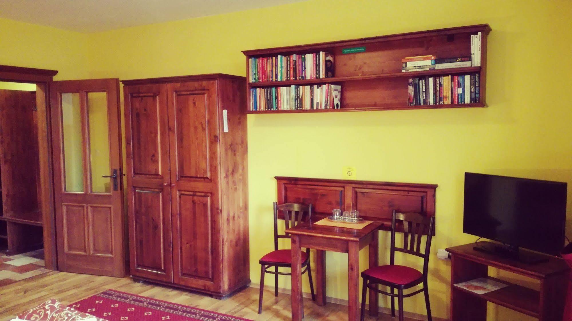 Penzion Motyl Liptovska Tepla Exterior foto